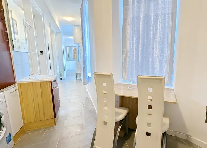 Xbr Cozy In Stadthalle Area * Viena