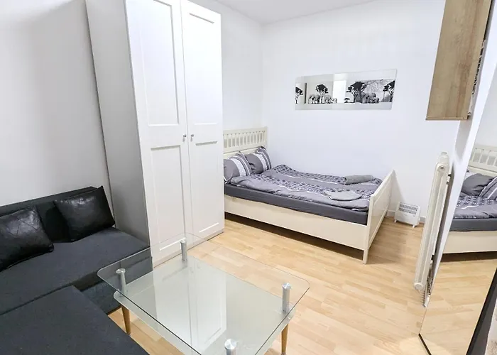 Hospedagem domiciliar Xbr Cozy In Stadthalle Area *