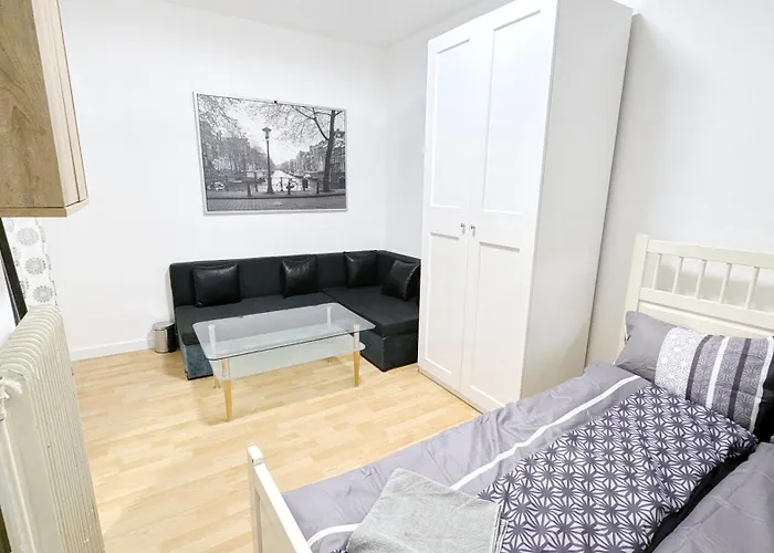 Xbr Cozy In Stadthalle Area