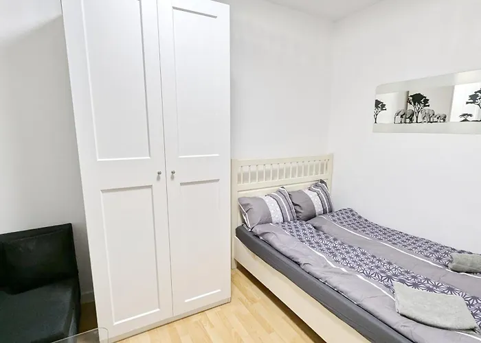 Hospedagem domiciliar Xbr Cozy In Stadthalle Area *